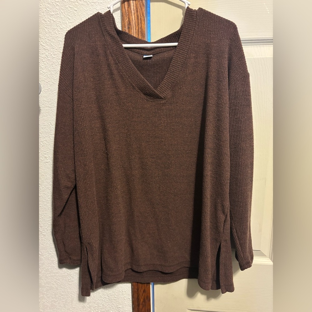 Old Navy Brown V-Neck Women's Sweater